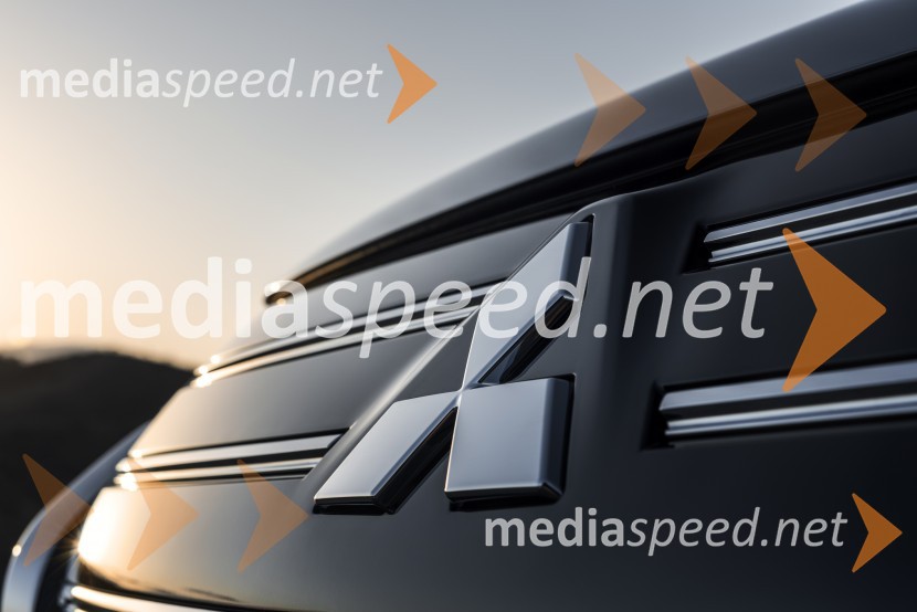Mitsubishi Motors Europe premierno predstavlja svojo zastavonošo - novega Outlander PHEV-a