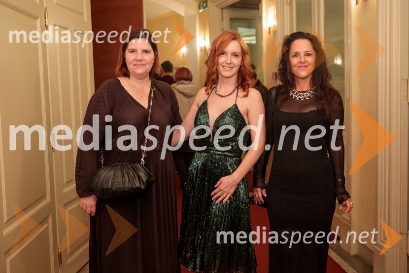  Teja Pelko, novinarka;  Sara  Bergman Recek, zobozdravnica, paradontologinja;  Sabina  Noble,  svetnica Četrtne skupnosti Ljubljana Center in predsednica Komisije za kulturo pri ČS Lj-CenterPremiera komične opere Falstaff v SNG Opera in balet Ljubljana