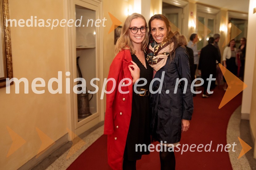  Maja Bobnar Majči, voditeljica;  ... Premiera komične opere Falstaff v SNG Opera in balet Ljubljana