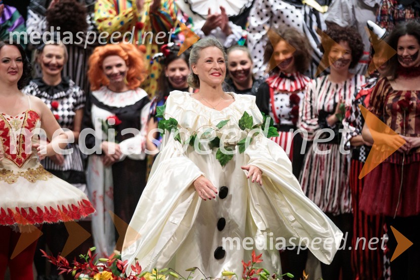  Martina  Zadro, operna pevkaPremiera komične opere Falstaff v SNG Opera in balet Ljubljana