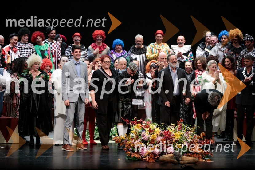  Črt Lasbaher, dirigent;  Anjana Pavlič, kustosinja;  Carlos Tieppo, kostumograf;  ... ;  Emanuele Gamba, režiserPremiera komične opere Falstaff v SNG Opera in balet Ljubljana