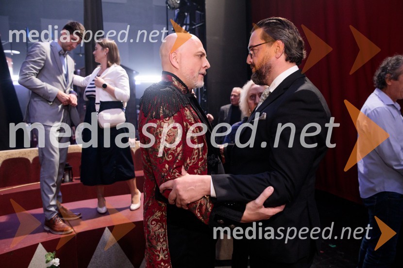  Nebojša Babić, operni pevec, bas;  Marko  Hribernik, direktor SNG Opera in balet LjubljanaPremiera komične opere Falstaff v SNG Opera in balet Ljubljana