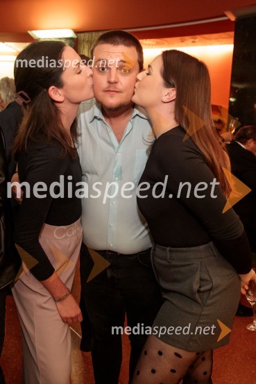  ... ;  David Čadež, operni pevec;  ... Premiera komične opere Falstaff v SNG Opera in balet Ljubljana