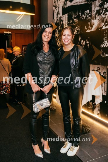  Janja Sluga, poslanka Gibanje Svoboda;  ... Veselja dom, premiera komedije v SLG Celje