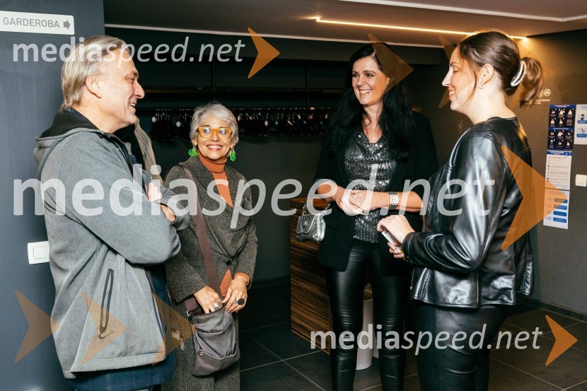  Rastko Krošl, igralec;  Alja Predan, selektorica, Teden slovenske drame;  Janja Sluga, poslanka Gibanje Svoboda;  ... Veselja dom, premiera komedije v SLG Celje