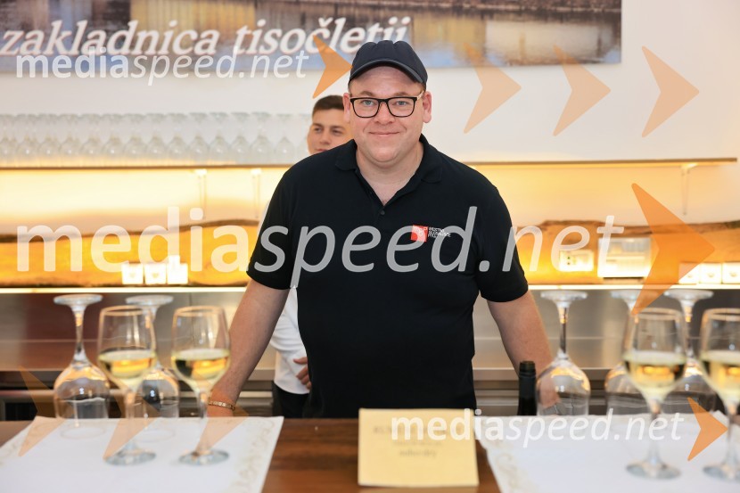 Radost, premiera drame, Mestno gledališče Ptuj