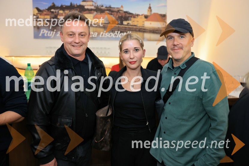  Peter Srpčič, direktor, Mestno gledališče Ptuj;  Eva Mahkovic, dramaturginja in avtorica;  Nejc Gazvoda, filmski režiser in pisateljRadost, premiera drame, Mestno gledališče Ptuj