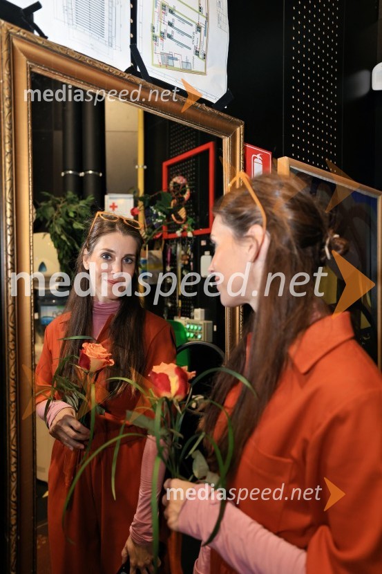  Nina Rakovec, igralka, pevkaRadost, premiera drame, Mestno gledališče Ptuj