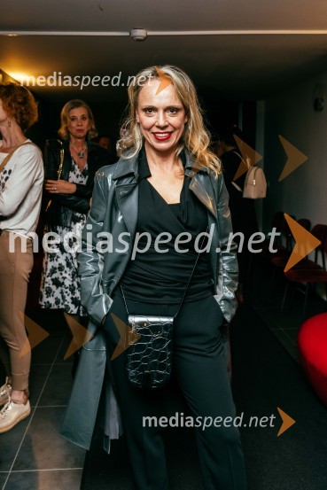  Manca  Ogorevc, igralkaVeselja dom, premiera komedije v SLG Celje