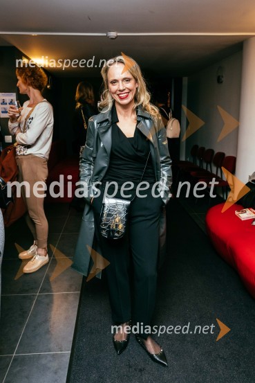  Manca  Ogorevc, igralkaVeselja dom, premiera komedije v SLG Celje