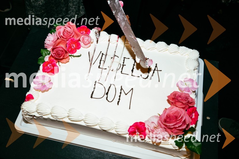 Veselja dom, premiera komedije v SLG Celje