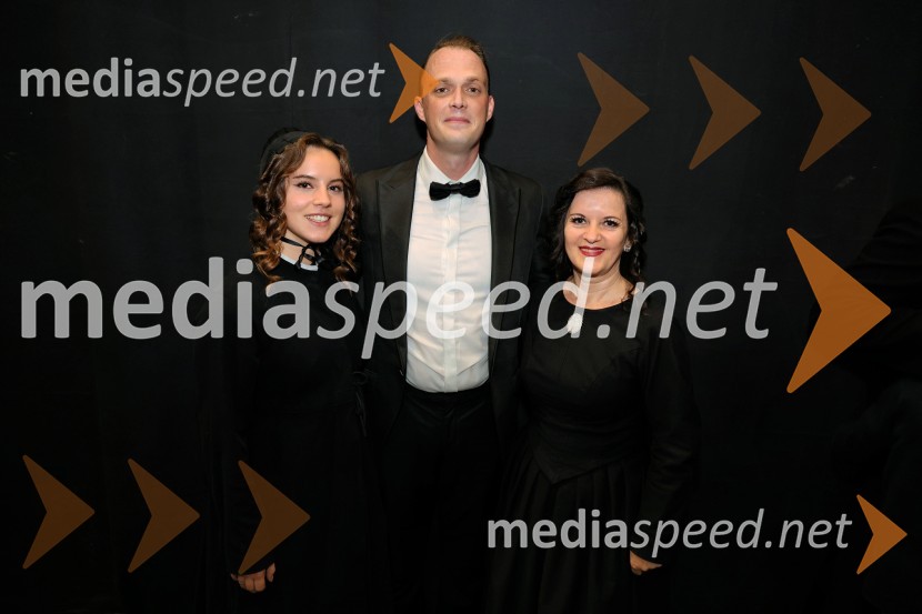  ... ;  Ivan Hut, dirigent;  Irena Ferk, operna pevkaLucia di Lammermoor, premiera opere v SNG Maribor