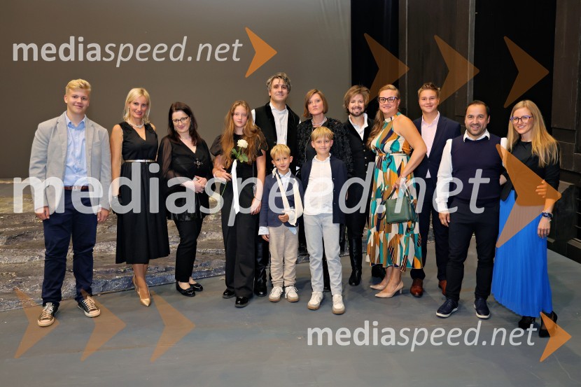  ... ;  ... ;  ... ;  ... ;  ... ;  Luka Ortar, operni pevec;  ... ;  ... ;  ... ;  ... ;  ... ;  ... ;  ... Lucia di Lammermoor, premiera opere v SNG Maribor