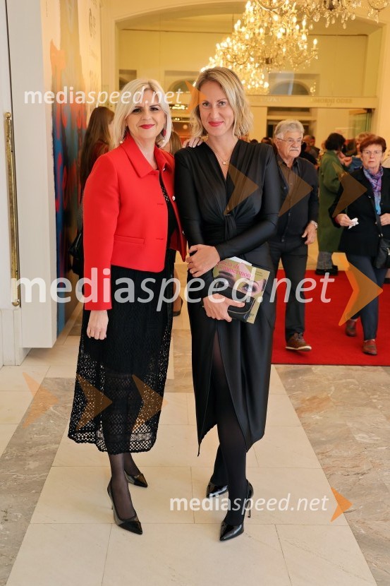  Darja Čižek, marketing, SNG Maribor;  Mateja Kožuh, producentka in joga učiteljica MS7Lucia di Lammermoor, premiera opere v SNG Maribor