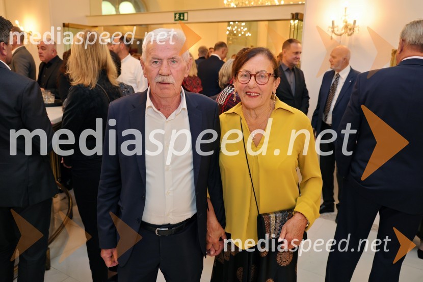  Branko Bezjak, nekdanji direktor, Swaty;  Dunja BezjakLucia di Lammermoor, premiera opere v SNG Maribor