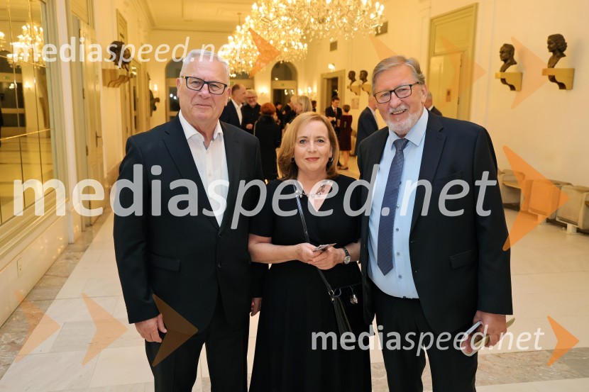  Milan Razdevšek, nekdanji direktor Zavoda za turizem Maribor;  Bojana Razdevšek;  ... Lucia di Lammermoor, premiera opere v SNG Maribor