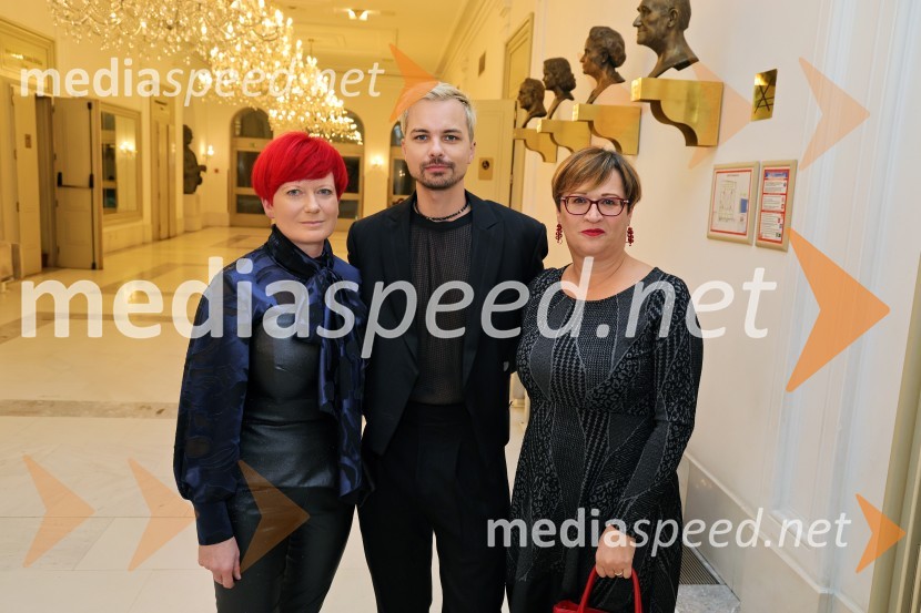  Valerija Grubelnik, Cvetličarna Grubelnik;  David Hojnik, modni oblikovalec DH fashion;  Lidija Divjak Mirnik, nekdanja direktorica ŠD UM in nekdanja poslanka DZ in aktualna mestna svetnica MOMLucia di Lammermoor, premiera opere v SNG Maribor