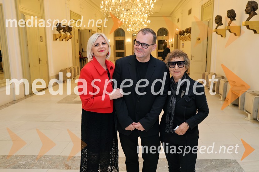  Darja Čižek, marketing, SNG Maribor;  Alan Kavčič, predstavnik za odnose z javnostmi SNG Maribor;  Dragica Petrovič, režiserka in producentkaLucia di Lammermoor, premiera opere v SNG Maribor