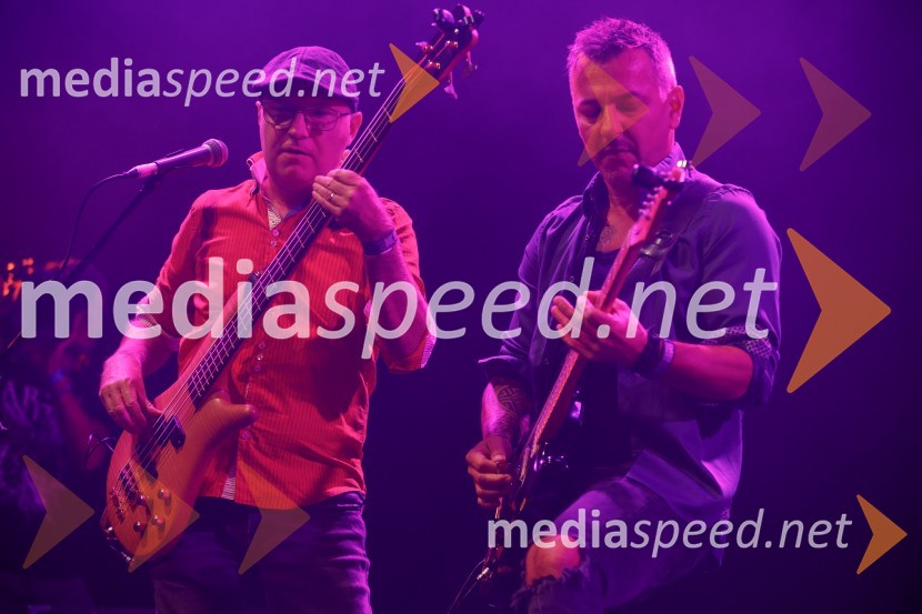  Mitja Tori, bas, skupina Orlek;  Ivo VidergarKoncert ob 35-letnici skupine Orlek