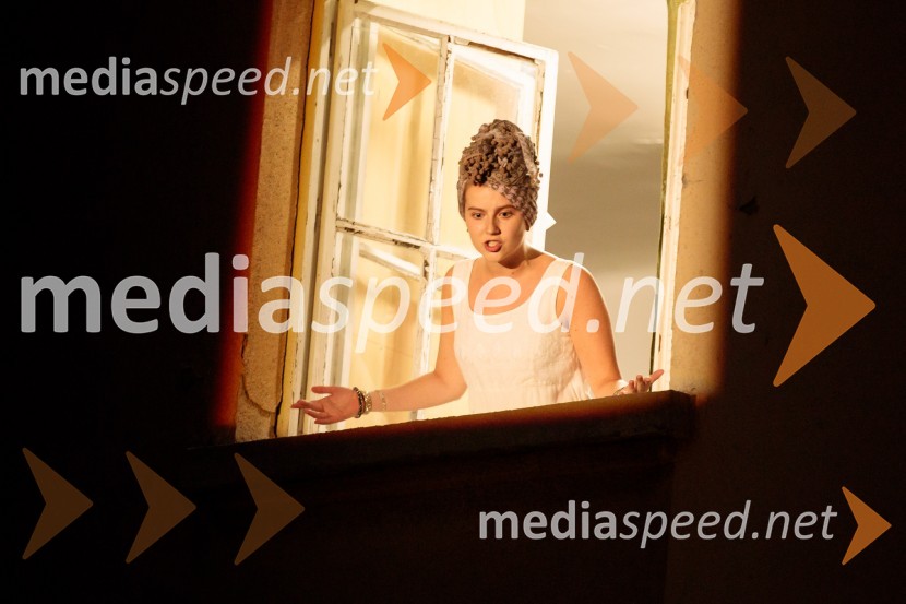  Suzana Krevh, igralkaKje mi živimo, premiera avtorske predstave, SMG Ljubljana