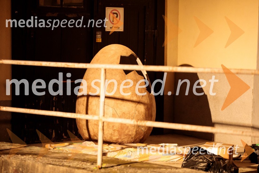 Kje mi živimo, premiera avtorske predstave, SMG Ljubljana