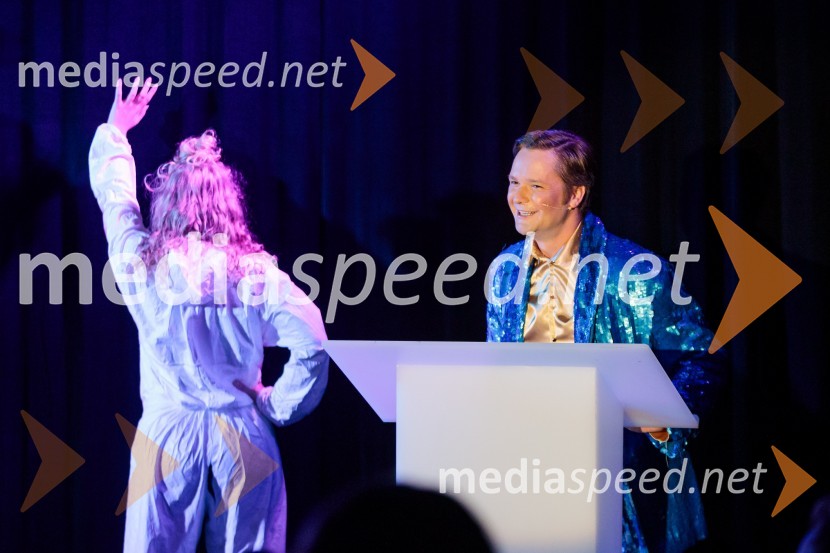  Stane Tomazin, igralecKje mi živimo, premiera avtorske predstave, SMG Ljubljana