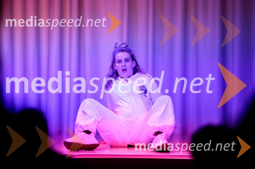  Suzana Krevh, igralkaKje mi živimo, premiera avtorske predstave, SMG Ljubljana