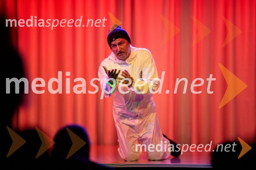  Ivan Peternelj, igralecKje mi živimo, premiera avtorske predstave, SMG Ljubljana