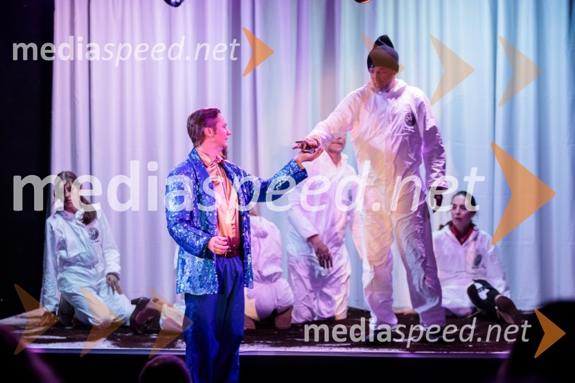  Stane Tomazin, igralec;  Ivan Peternelj, igralecKje mi živimo, premiera avtorske predstave, SMG Ljubljana