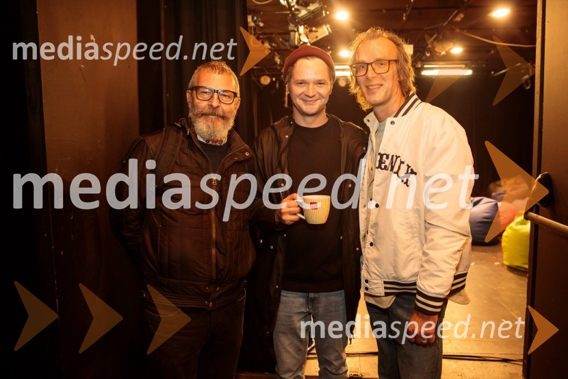  Željko Hrs, igralec;  Stane Tomazin, igralec;  ... Kje mi živimo, premiera avtorske predstave, SMG Ljubljana