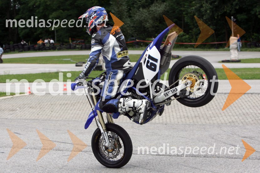 Beno Štern, AMD DomžaleHIROSTNI MOTOCIKLIZEM, DP 4 - SUPERMOTO