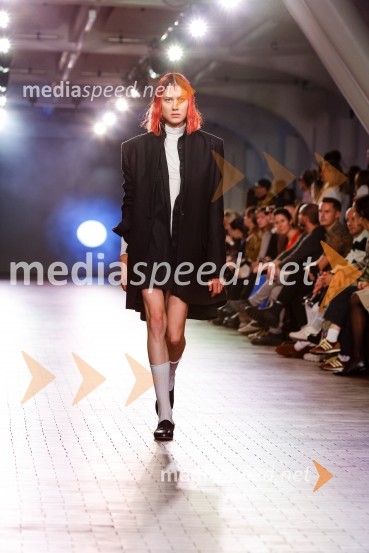  Andreja Slavič, Immortal ModelsDevet modnih revij, ki so navdušile obiskovalce na prvem dnevu LJFW