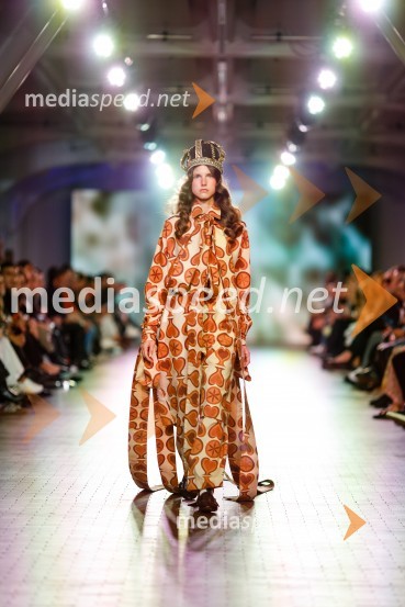  Tia Grbić, Immortal ModelsDevet modnih revij, ki so navdušile obiskovalce na prvem dnevu LJFW