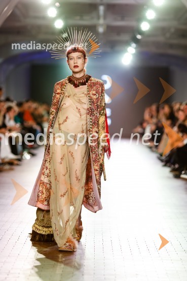  Andreja Slavič, Immortal ModelsDevet modnih revij, ki so navdušile obiskovalce na prvem dnevu LJFW