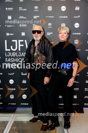  Milan Gačanovič - Gacho, modni oblikovalec in art direktor;  Nina  Žnideršič, fotografinjaDevet modnih revij, ki so navdušile obiskovalce na prvem dnevu LJFW