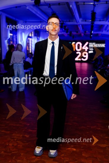  Matjaž Plošinjak, modni oblikovalecDevet modnih revij, ki so navdušile obiskovalce na prvem dnevu LJFW