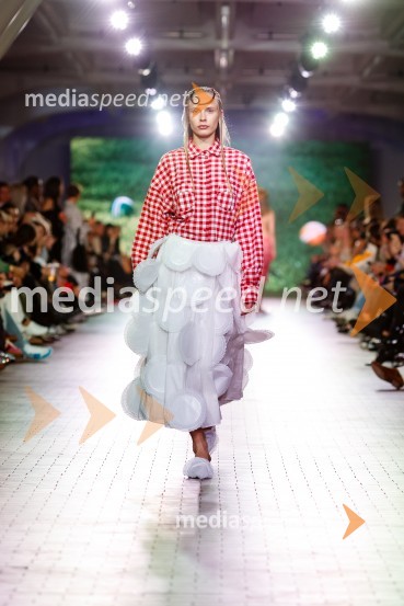 Devet modnih revij, ki so navdušile obiskovalce na prvem dnevu LJFW