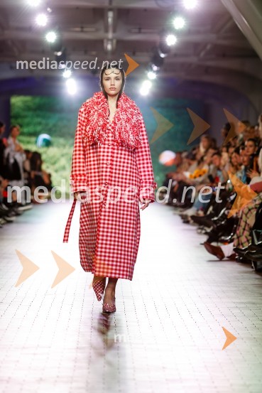 Devet modnih revij, ki so navdušile obiskovalce na prvem dnevu LJFW