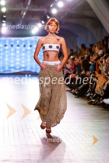  Nina Barbara GorenjakDevet modnih revij, ki so navdušile obiskovalce na prvem dnevu LJFW