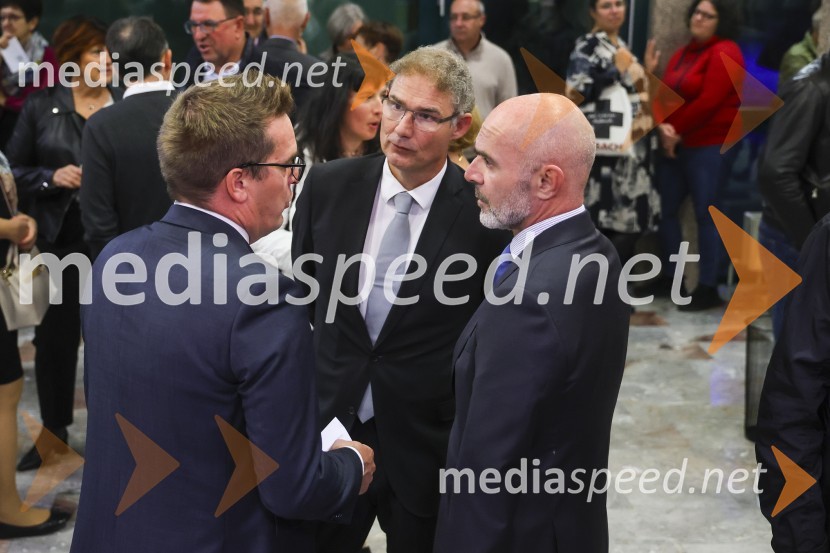  ... ;  ... ;  Janko Petrovec, odgovorni urednik, Radio KoperSlavnostni koncert ob 75-letnici Radia Koper s podelitvijo nagrade Franeta Milčinskega Ježka