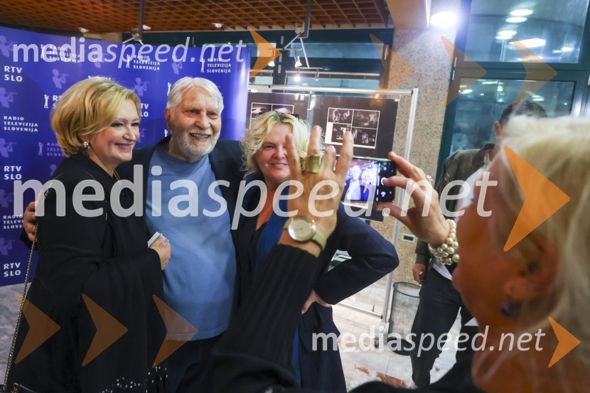  Ksenija Benedetti, predavateljica, muzikologinja, pianistka in nekdanja vodja Protokola Republike Slovenije;  Matej Erjavec, predsednik, Košarkarska Zveza Slovenije;  Katja Pegan,  direktorica in režiserka, Gledališče Koper Teatro CapodistriaSlavnostni koncert ob 75-letnici Radia Koper s podelitvijo nagrade Franeta Milčinskega Ježka