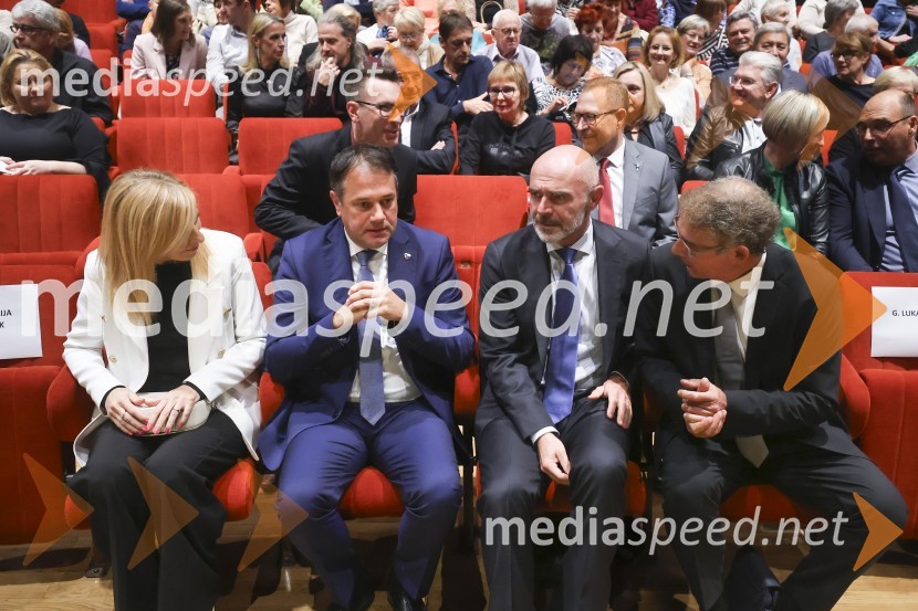  ... ;  Matej Arčon, minister za Slovence v zamejstvu in po svetu;  Janko Petrovec, odgovorni urednik, Radio Koper;  ... Slavnostni koncert ob 75-letnici Radia Koper s podelitvijo nagrade Franeta Milčinskega Ježka