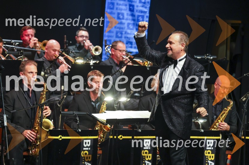  Patrik Greblo, dirigentSlavnostni koncert ob 75-letnici Radia Koper s podelitvijo nagrade Franeta Milčinskega Ježka