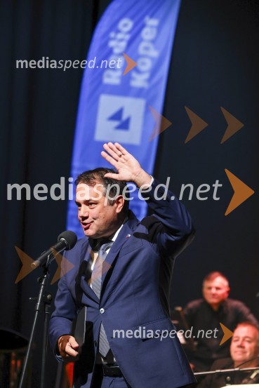  Matej Arčon, minister za Slovence v zamejstvu in po svetuSlavnostni koncert ob 75-letnici Radia Koper s podelitvijo nagrade Franeta Milčinskega Ježka