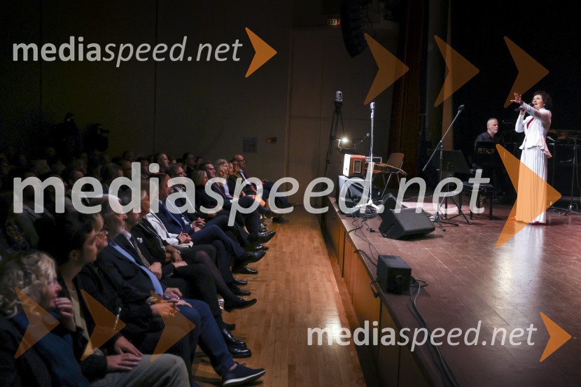  Lara Jankovič, igralkaSlavnostni koncert ob 75-letnici Radia Koper s podelitvijo nagrade Franeta Milčinskega Ježka