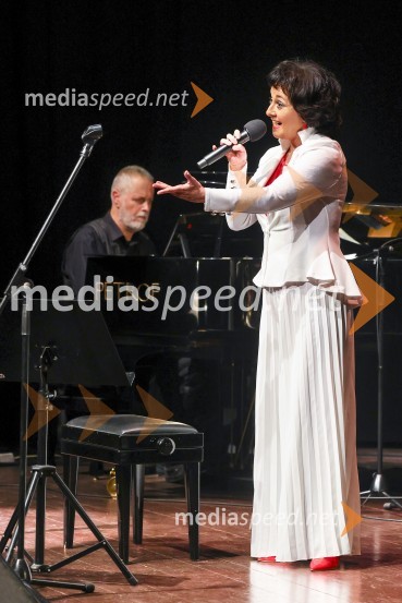  Lara Jankovič, igralkaSlavnostni koncert ob 75-letnici Radia Koper s podelitvijo nagrade Franeta Milčinskega Ježka