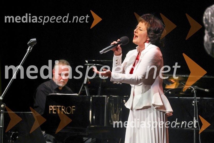  Lara Jankovič, igralkaSlavnostni koncert ob 75-letnici Radia Koper s podelitvijo nagrade Franeta Milčinskega Ježka