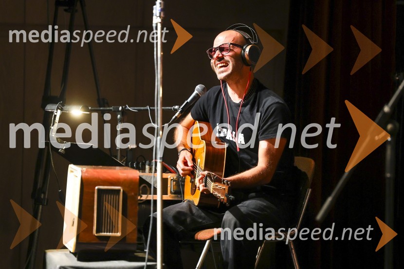  Rudi Bučar, glasbenikSlavnostni koncert ob 75-letnici Radia Koper s podelitvijo nagrade Franeta Milčinskega Ježka