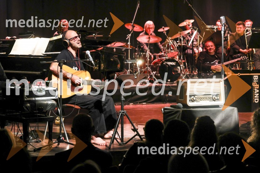  Rudi Bučar, glasbenikSlavnostni koncert ob 75-letnici Radia Koper s podelitvijo nagrade Franeta Milčinskega Ježka