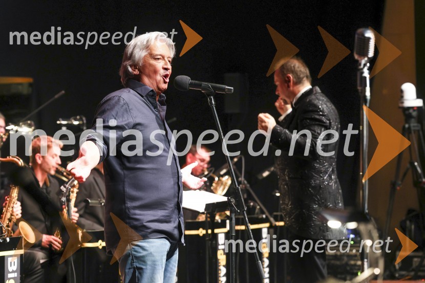  Iztok Mlakar, kantavtor, gledališki igralecSlavnostni koncert ob 75-letnici Radia Koper s podelitvijo nagrade Franeta Milčinskega Ježka